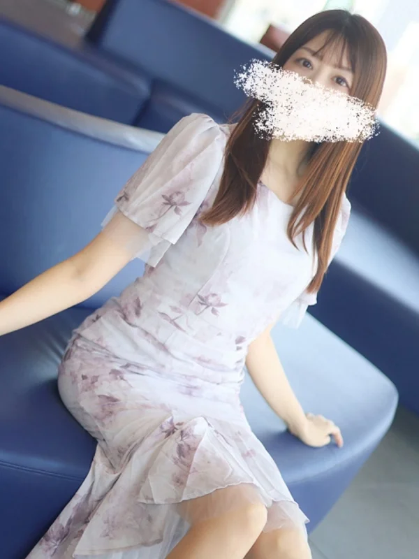 和泉まりな(いずみまりな)さんの写真