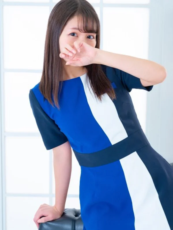 天羽ゆりあさんの写真