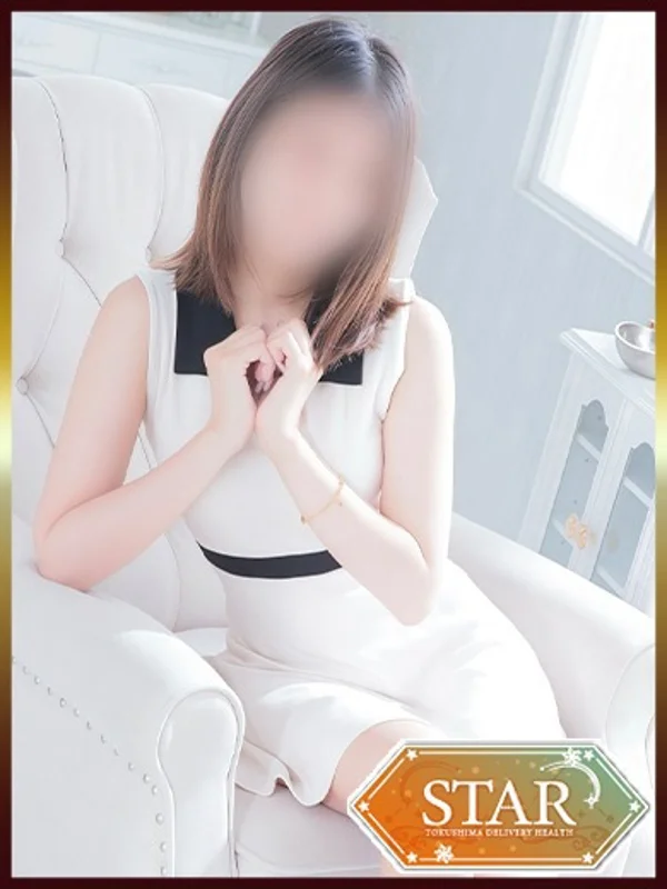 みりあ【刺激的過ぎる完璧ボディライン】さんの写真