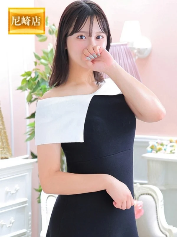 葵【アオイ】さんの写真