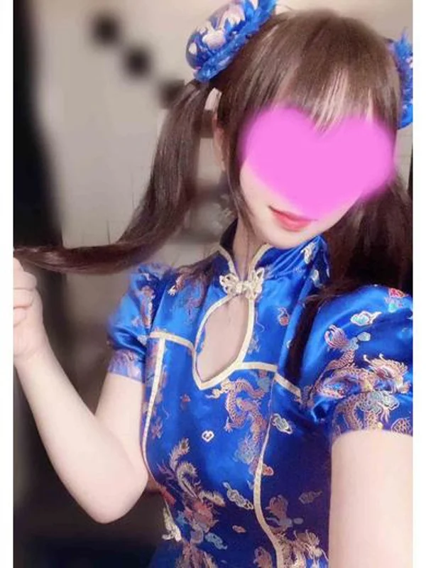 雫(シズク)さんの写真