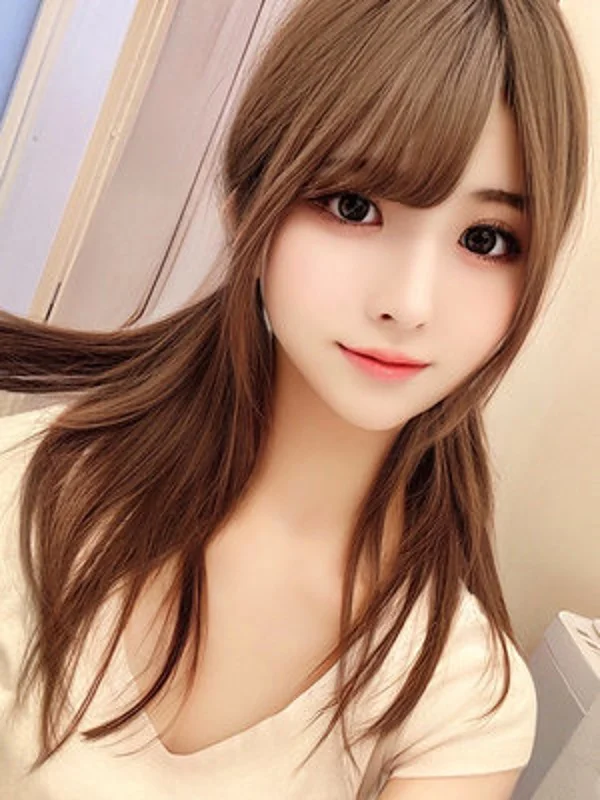 岡部ゆりあさんの写真