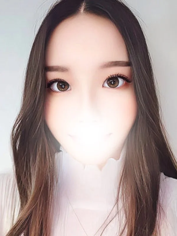 栗原あいねさんの写真
